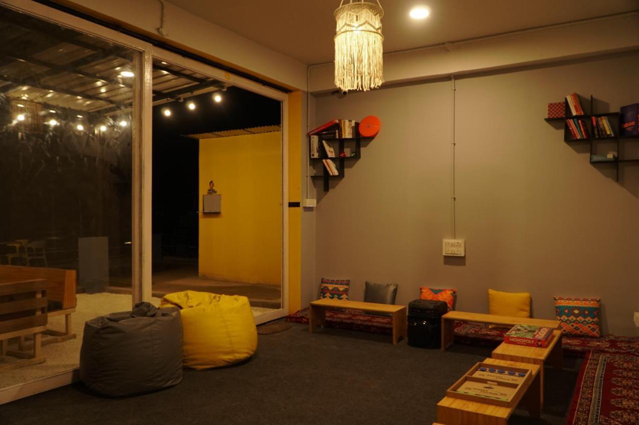 Firefly Hostel Manāli Exterior foto