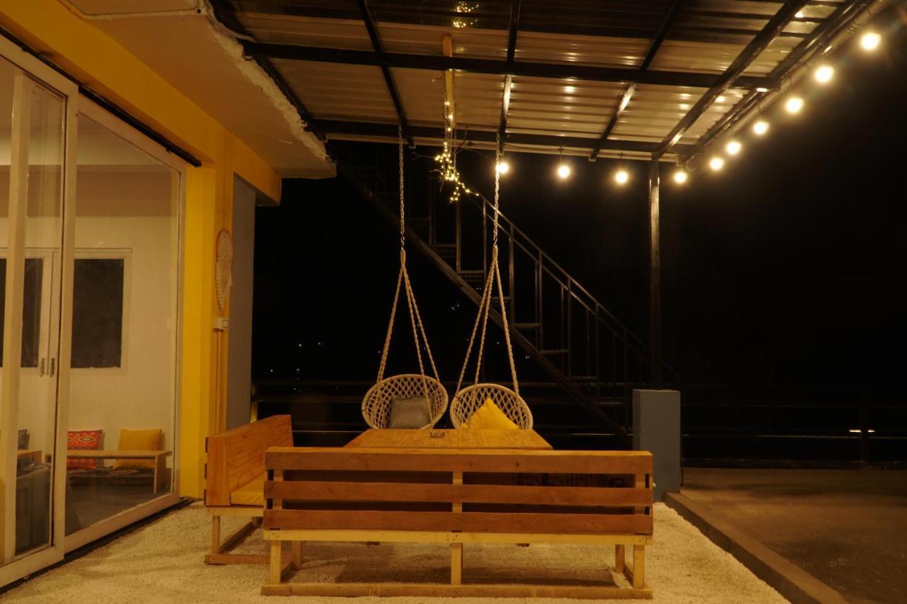 Firefly Hostel Manāli Exterior foto